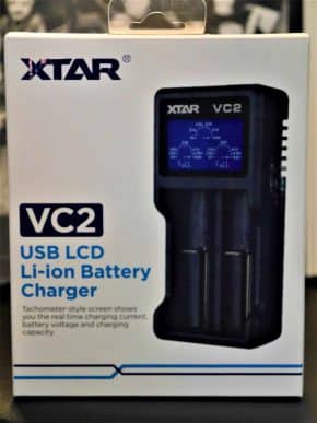 VC2 Ladegerät für Li-Ionen Akkus 3,6V - 3,7V inkl. USB-Kabel - XSTAR