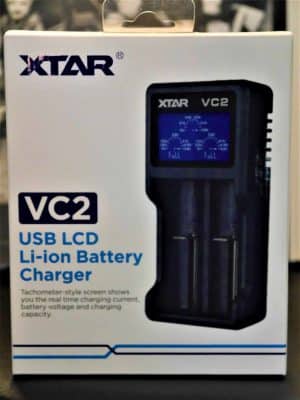 VC2 Ladegerät für Li-Ionen Akkus 3,6V - 3,7V inkl. USB-Kabel - XSTAR